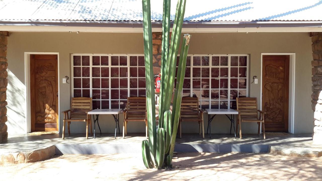 Khan River Lodge Wilhelmstal Exterior foto